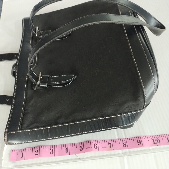 Dooney and Bourke Vintage Cabriolet Bucket Bag Black - Picture 13 of 14